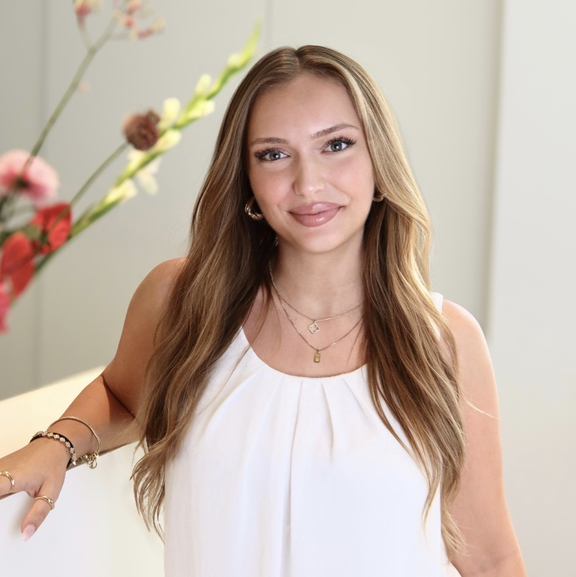 Central Aesthetics Team - Beyza Tugcu