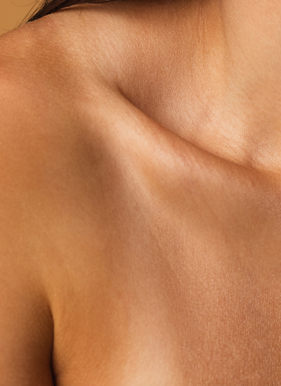 Brustverkleinerung, Dr. Deb, Central Aesthetics, Plastische Chirurgie & Schönheitschirurgie in Frankfurt