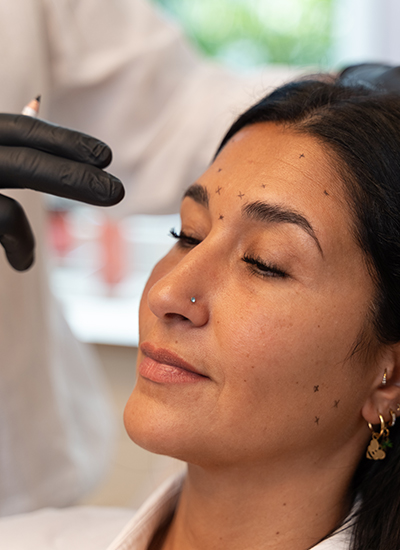 Behandlung Bruxismus, Dr. Deb, Central Aesthetics, Plastische Chirurgie & Schönheitschirurgie in Frankfurt