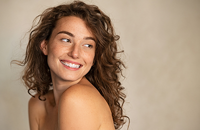 Faltenbehandlung Eigenfett in Frankfurt, Central Aesthetics